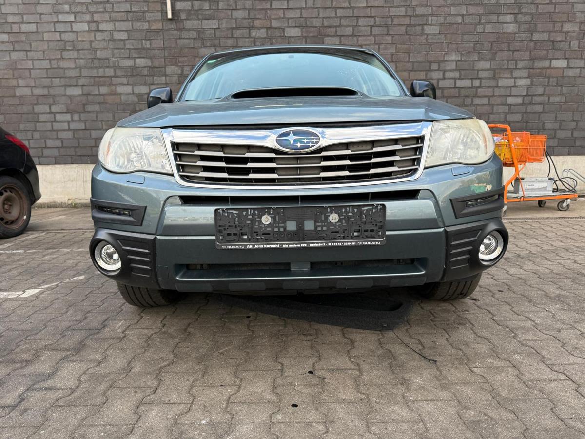 Subaru Forester SH original Stoßstange Stoßfänger vorn C1F Sage Green BJ10